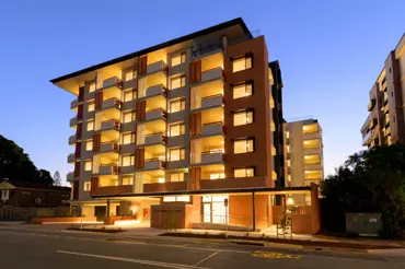 99 Sutton St Image 2